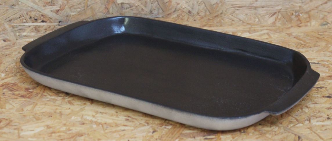 TRAVESSA ALUMINIO FUNDIDO GRANDE 38X25 CM